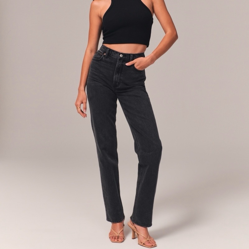 Abercrombie & Fitch 90’s Straight Curve Love Jeans NWT